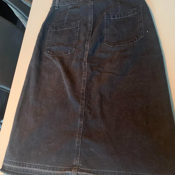 Black denim button down skirt from American Eagle Outfitters - Picture 3 of 4